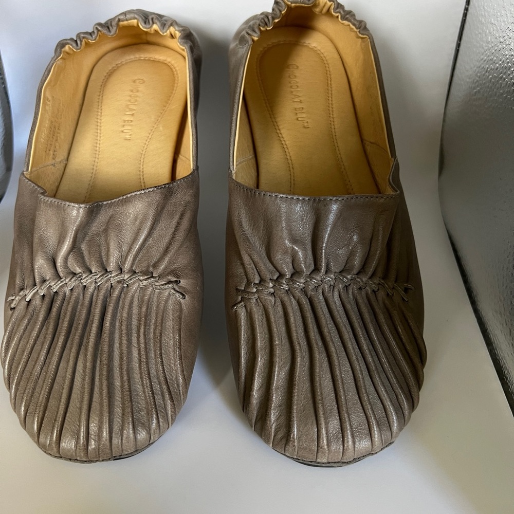 Pintuck Flats 8(M)